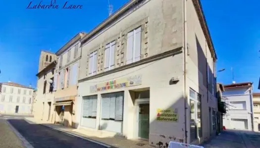 Dpt Lot et Garonne (47), à vendre TONNEINS immeuble -
