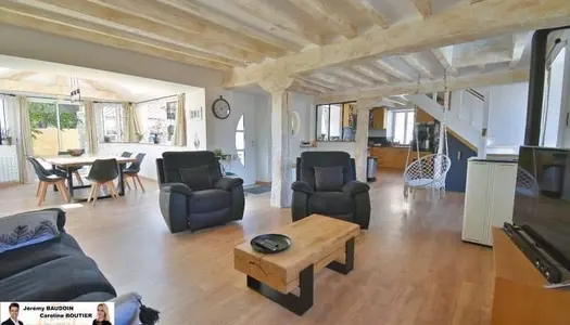 Maison Location Le Boullay-Mivoye 6 pièces 165 m²