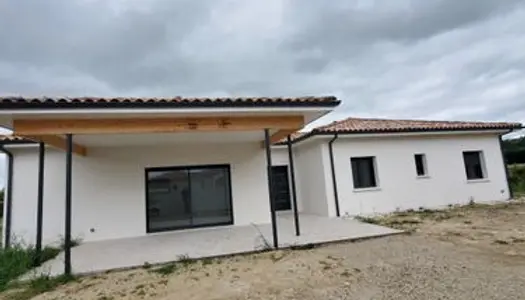 Villa 4 pièces 145 m² 