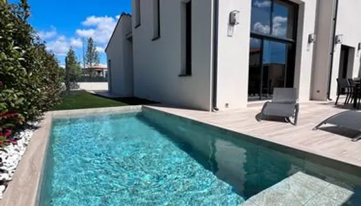 Villa 3 chambres + mezzanine + piscine 