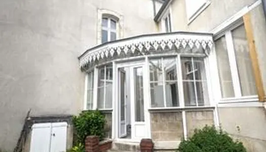 Maison - Villa Location Bourges 5p 145m² 1200€