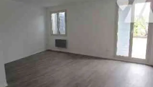 Appartement 1 pièce 66 m² 