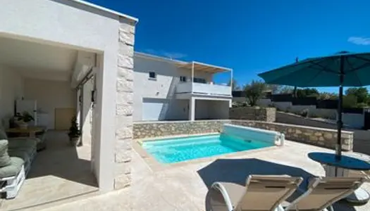 Villa neuve 120 m2 avec piscine 