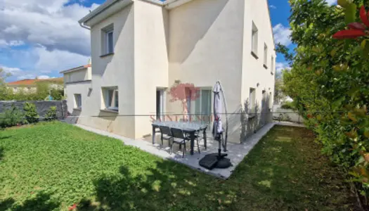 Maison 7 pièces 148 m²