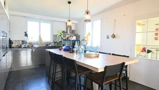 Propriété 5 pièces 120 m²