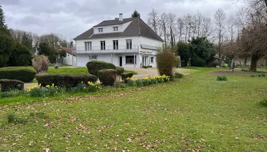 Maison 6 pièces 275 m²