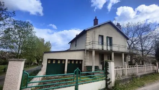 PROCHE RIGNAC- MAISON A RENOVER 