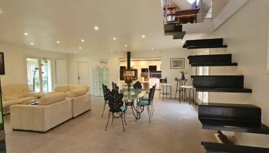 Maison 7 pièces 165 m² 