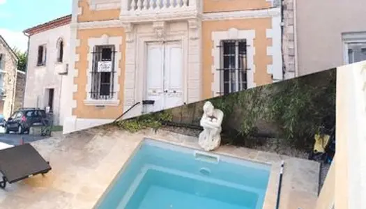 Superbe Maison de Maître 200 m2 avec piscine à 25 mn de Montpellier 