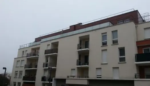 Corbeil f3 avec balcon 