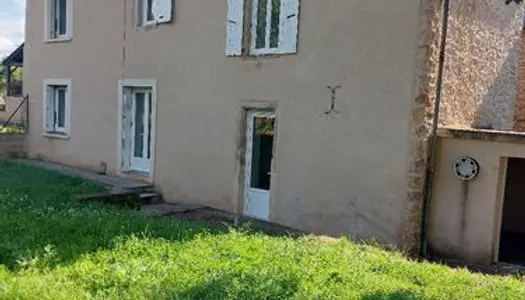 A louer maison t4 à 1kmde Rignac Aveyron 