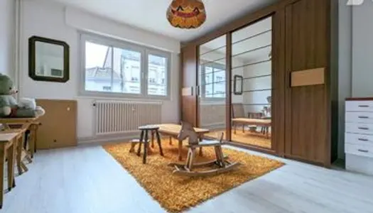 Appartement 5 pièces 105 m²