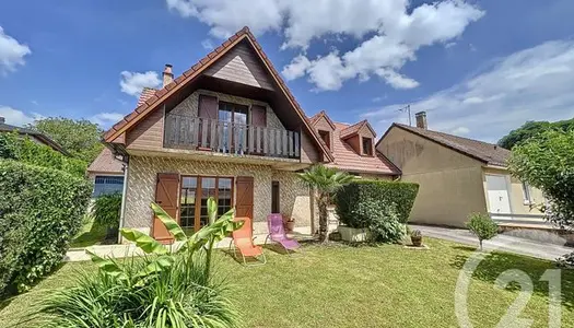 Maison 6 pièces 137 m² 