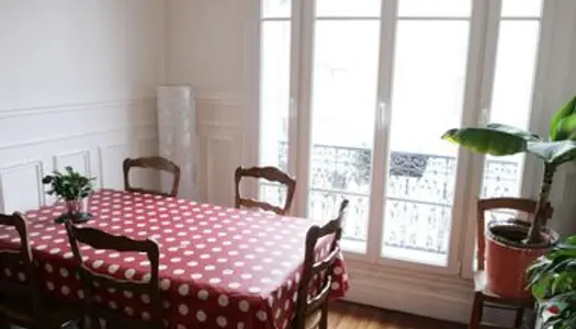 Appartement à Louer à Paris- 3 pièces et Mairie du 18ème arrondissement 