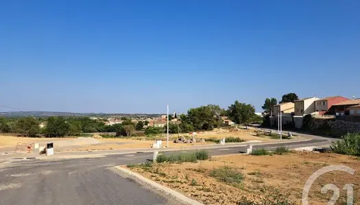 Terrain 306 m² 