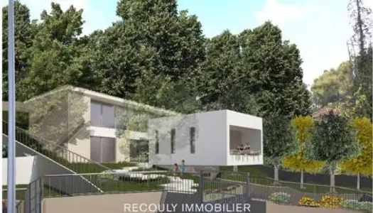 Terrain 673 m²