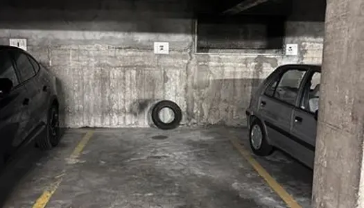 Parking Sevres 