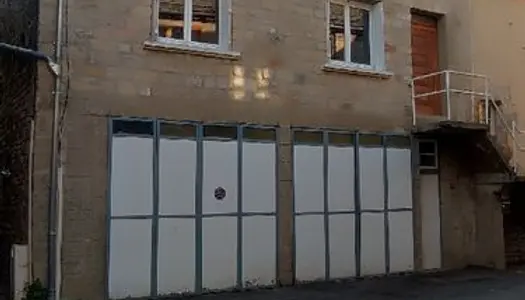 Maison individuelle mitoyenne avec garage sans terrain à Chirac 