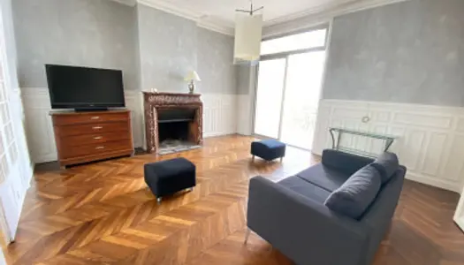 Maison 9 pièces 262 m² 