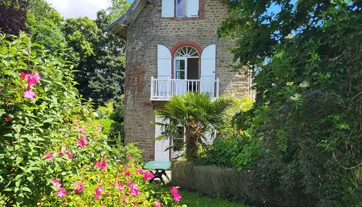 Maison avec gite et terrain près d'Avranches dans La Manche