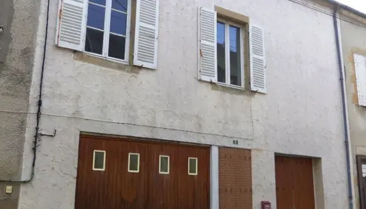 Vente Maison de village 71 m² à Saint-Saulge 37 000 €