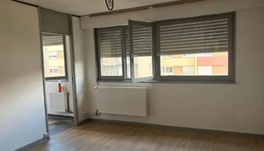 Studio 32 m2 forbach centre 