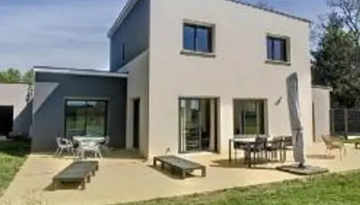 Maison 6 pièces 134 m² 