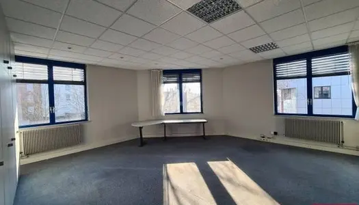 Bureau 36 m² 