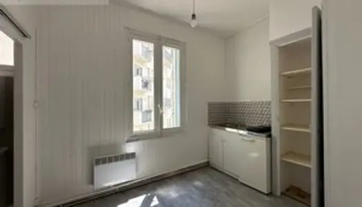 Maison - Villa Location Grenoble 1p 25m² 485€