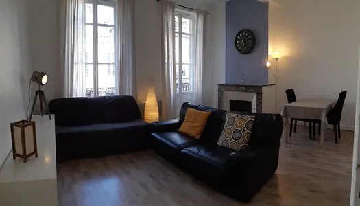 Vente Appartement 53 m² à Bordeaux 262 000 €
