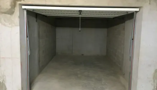 Parking/box 16 m²