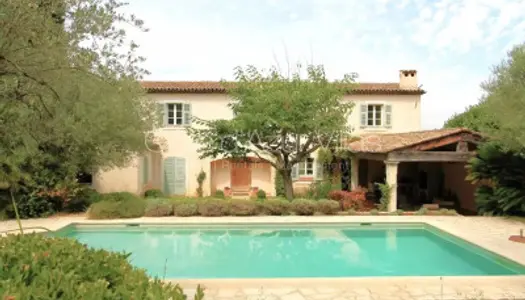 Valbonne - Bastide 4 chambres au sein d'une oliveraie 