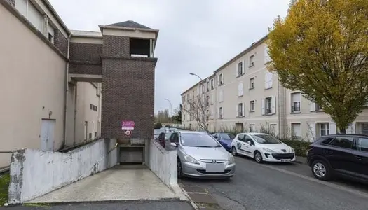 Parking 14 m²