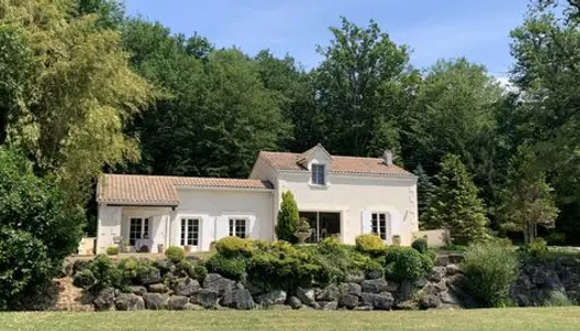 PROPRIETE sur 2,6HA! 