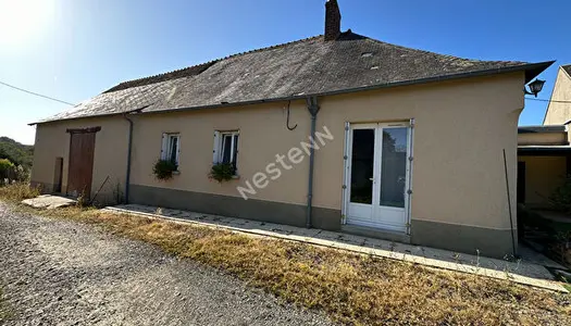 Ancienne fermette a la campagne a Jupilles (72500)