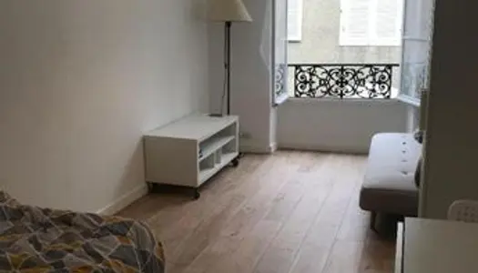 Studio 1 pièce 23 m² 