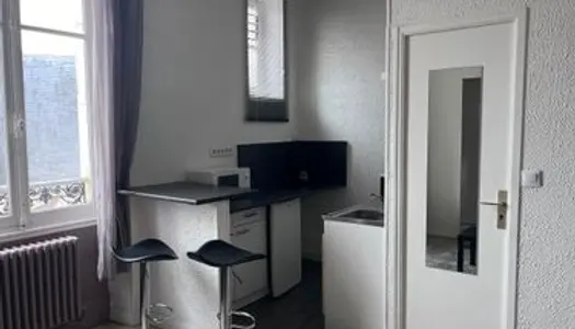 Appartement Location Bourges 1p 20m² 380€
