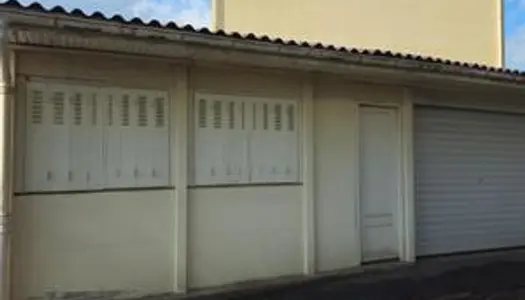 Bourg-Madame - Lot de 3 garages