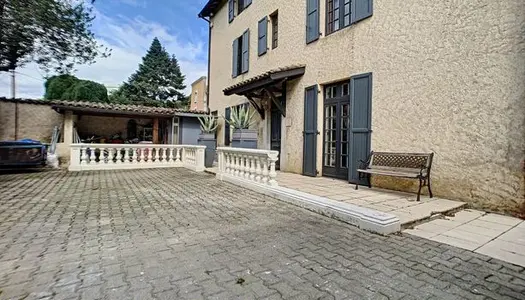 Maison 7 pièces 250 m² 