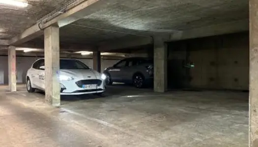 Parking - Garage Vente Lyon 6e Arrondissement   37000€