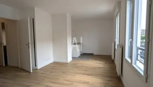 LOCATION d'un studio (31 m²) à POISSY 