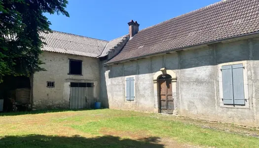 Dpt Hautes Pyrénées (65), à vendre  maison P3 de 80 m² - Terrain de 1 906,00 m² - Plain pied 
