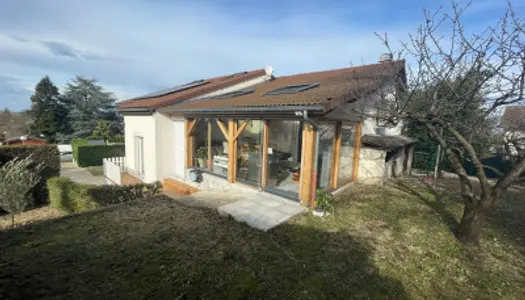 Maison 8 pièces 187 m²