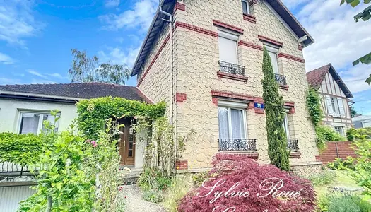 Dpt Val d'Oise (95), viager à vendre BEAUCHAMP maison P7 