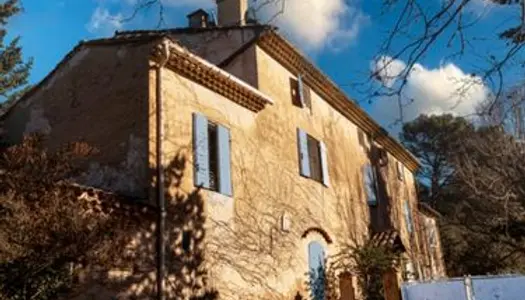 Maison - Villa Location Venelles   3600€