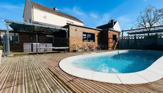 Maison 5 chambres avec piscine 