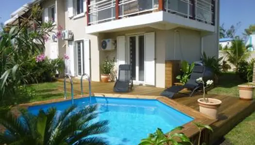 MAISON 100 M2 MEUBLEE AVEC PISCINE