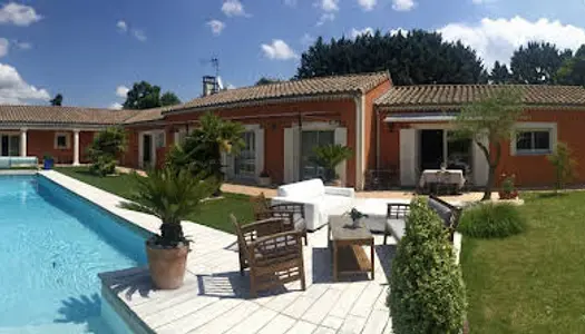 Bastide 6 pièces 256 m² 