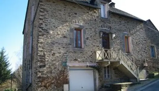 Belle maison en pierres 