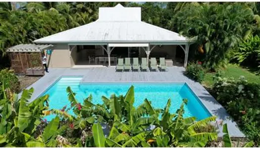 Ensemble immobilier Villa piscine + dépendance